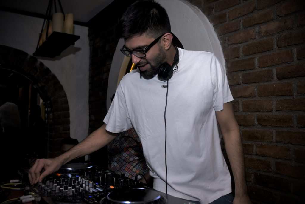 DJ TBOM