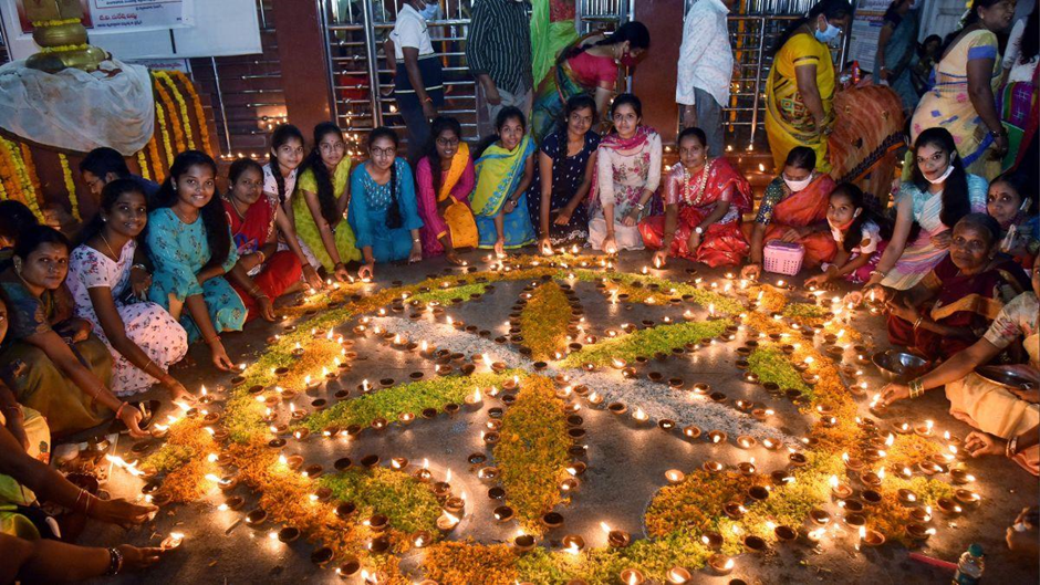 Karthik Purnima Celebrations across India A Spiritual November Journey